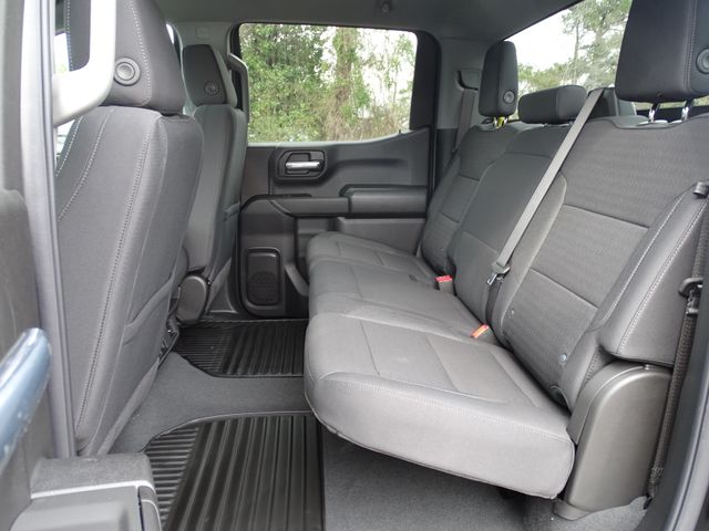 Vehicle image 15 of 28
