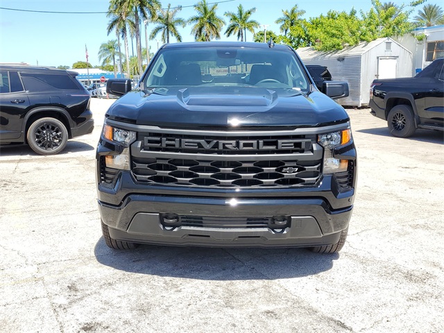 Vehicle image 2 of 28