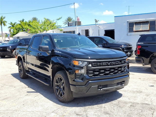 Vehicle image 3 of 28