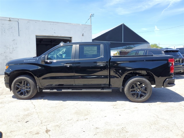 Vehicle image 8 of 28