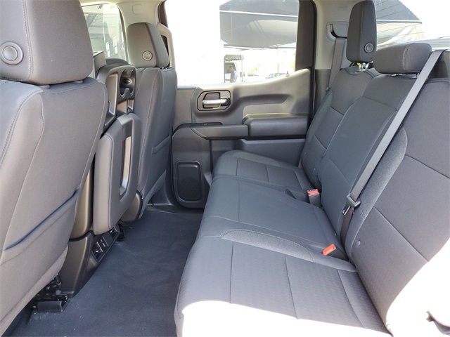 Vehicle image 13 of 28