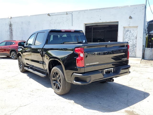 Vehicle image 7 of 28
