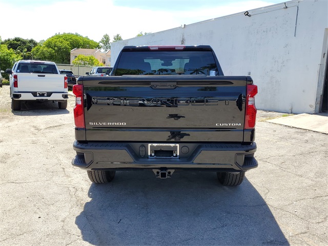 Vehicle image 6 of 28