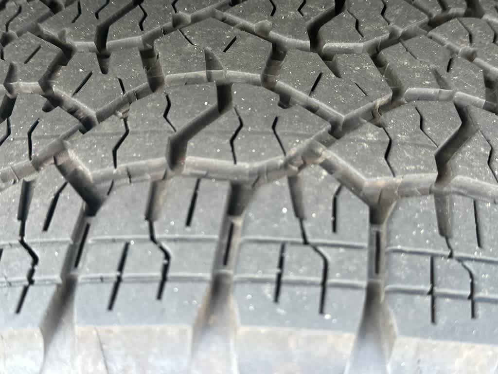 2025 Chevrolet Silverado 1500 High Country Image 11 of 32