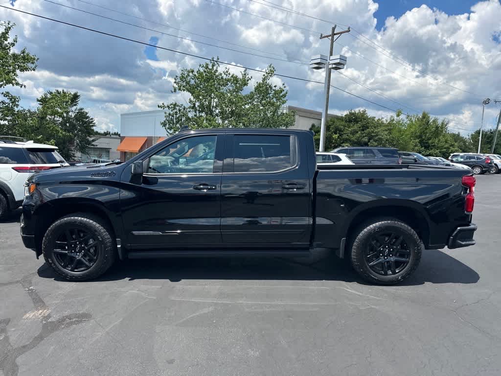 2025 Chevrolet Silverado 1500 High Country Image 6 of 32