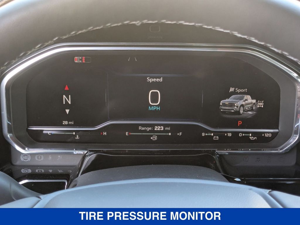 2025 Chevrolet Silverado 1500 High Country Image 21 of 41