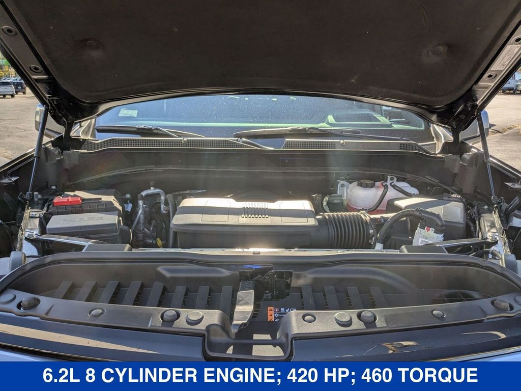 2025 Chevrolet Silverado 1500 High Country Image 10 of 41