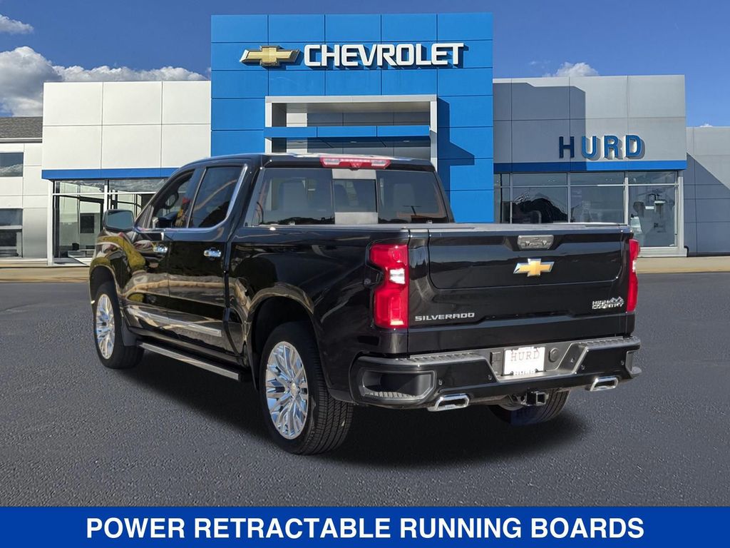 2025 Chevrolet Silverado 1500 High Country Image 8 of 41
