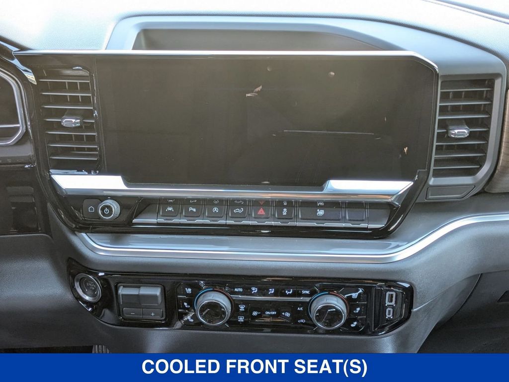 2025 Chevrolet Silverado 1500 High Country Image 27 of 41