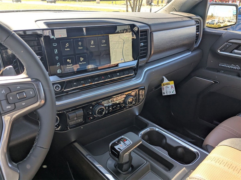 Vehicle image 23 of 31