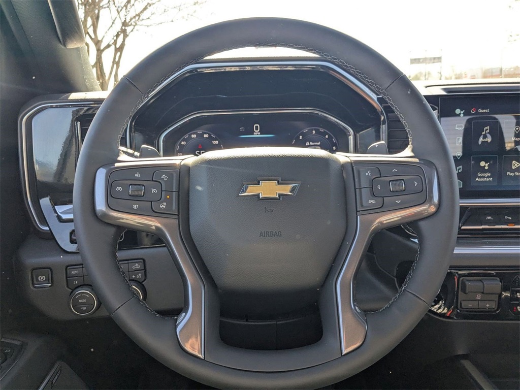 Vehicle image 18 of 31