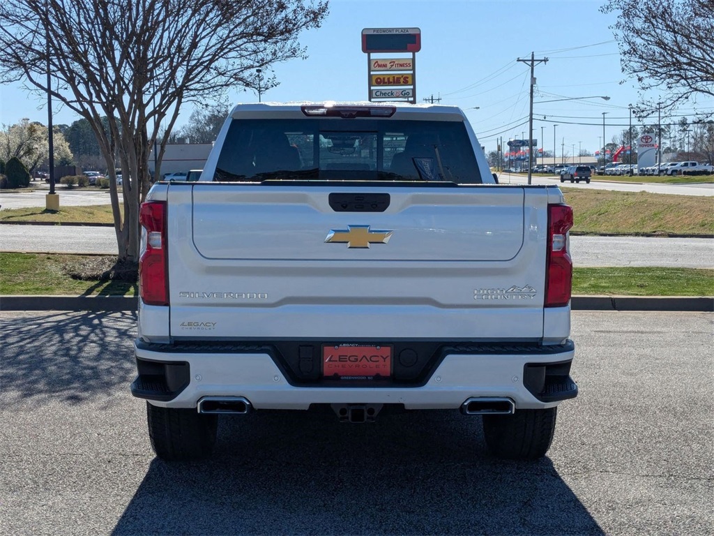 Vehicle image 5 of 31