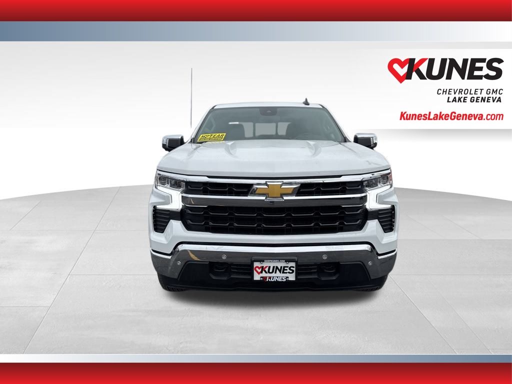 Vehicle image 2 of 47