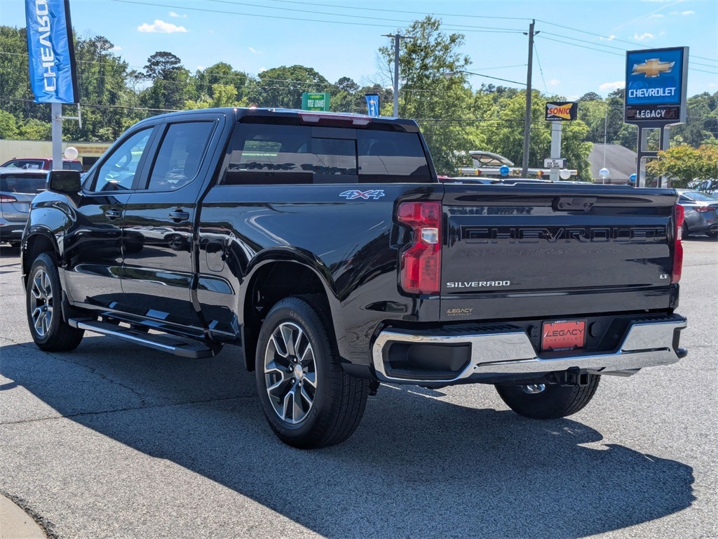 Vehicle image 8 of 28