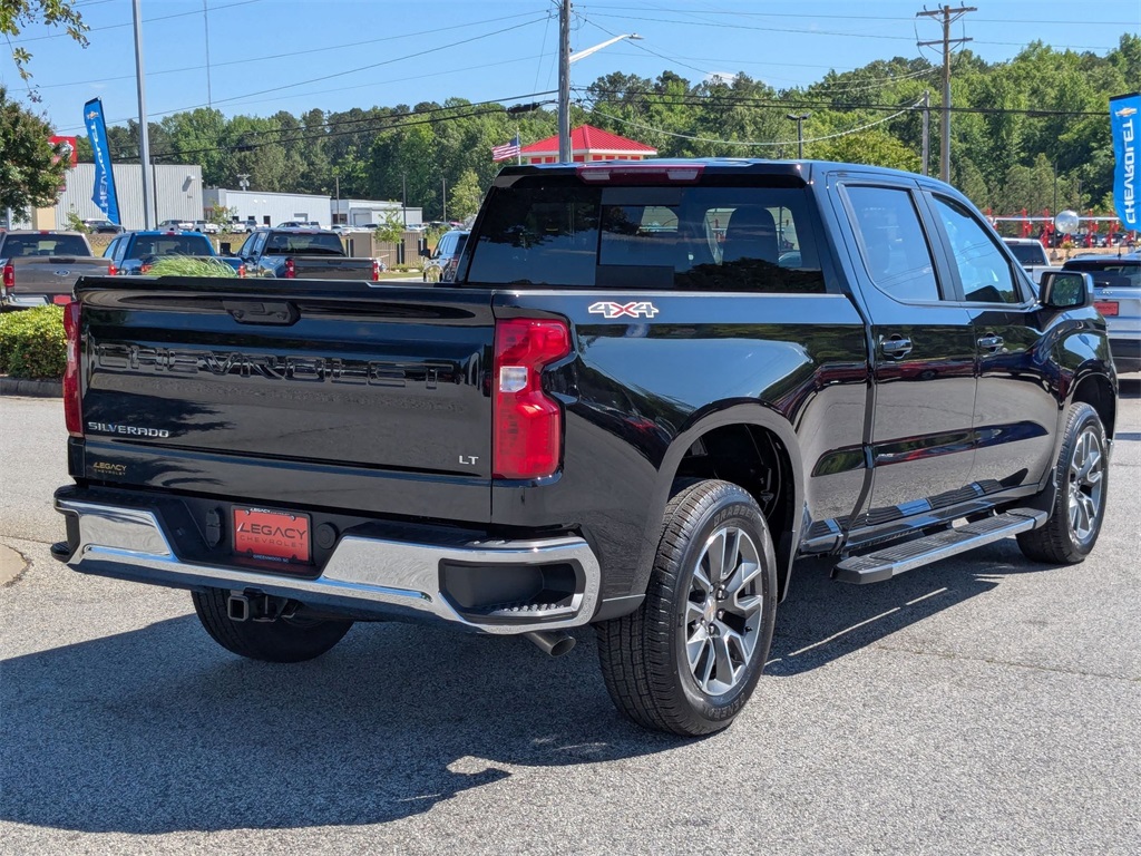 Vehicle image 3 of 28