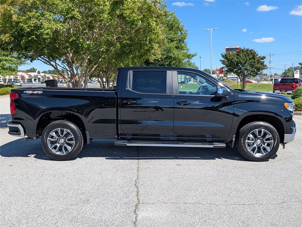 Vehicle image 7 of 28