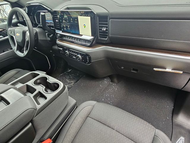 2025 Chevrolet Silverado 1500 LT Image 19 of 37