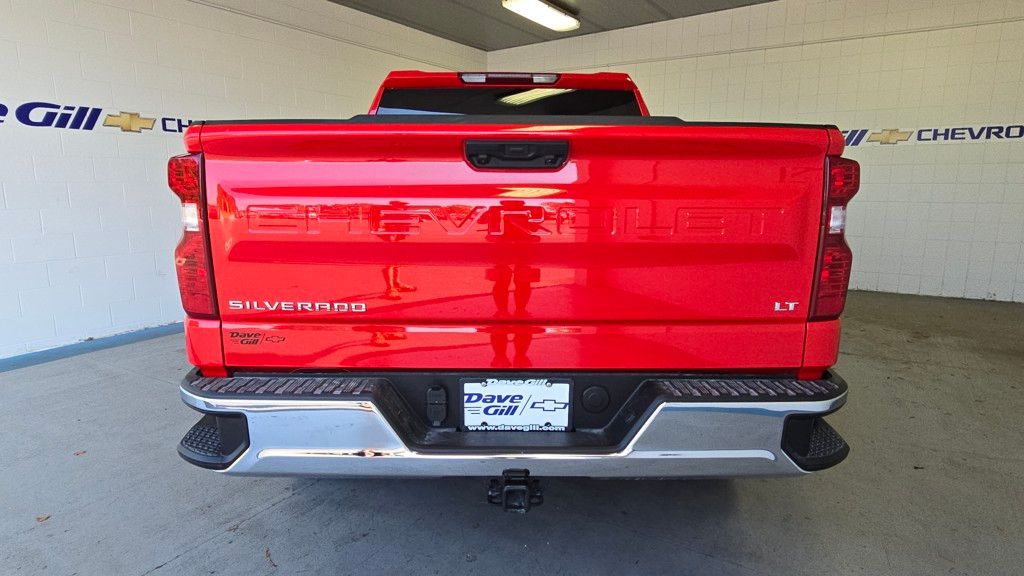 2025 Chevrolet Silverado 1500 LT Image 8 of 30