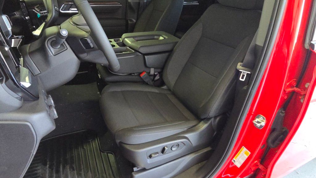 2025 Chevrolet Silverado 1500 LT Image 12 of 30