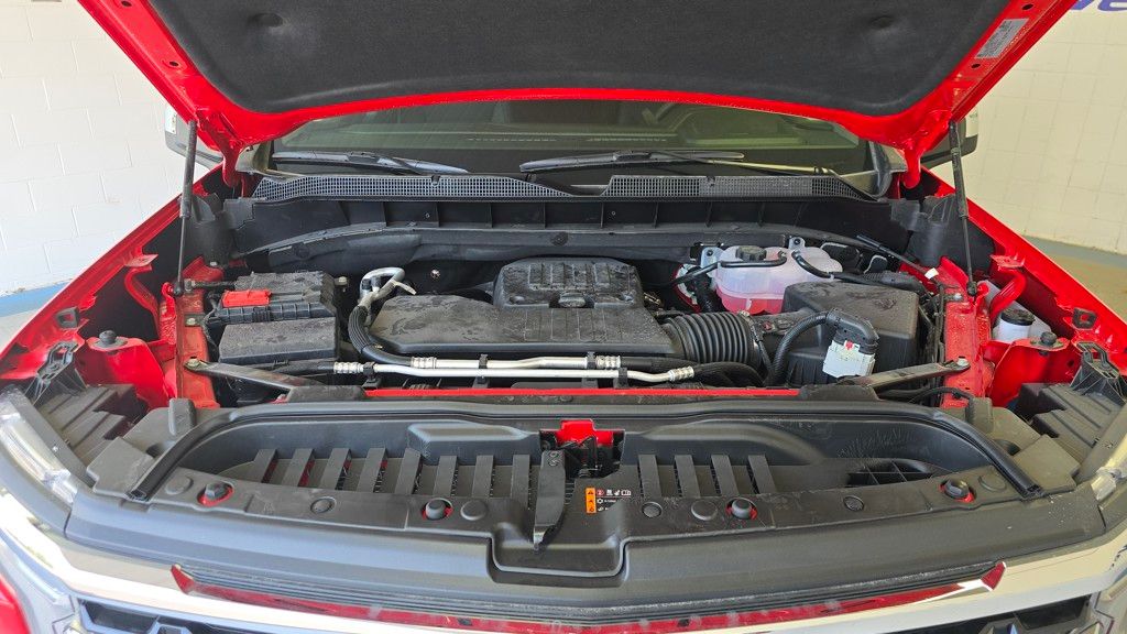 2025 Chevrolet Silverado 1500 LT Image 28 of 30