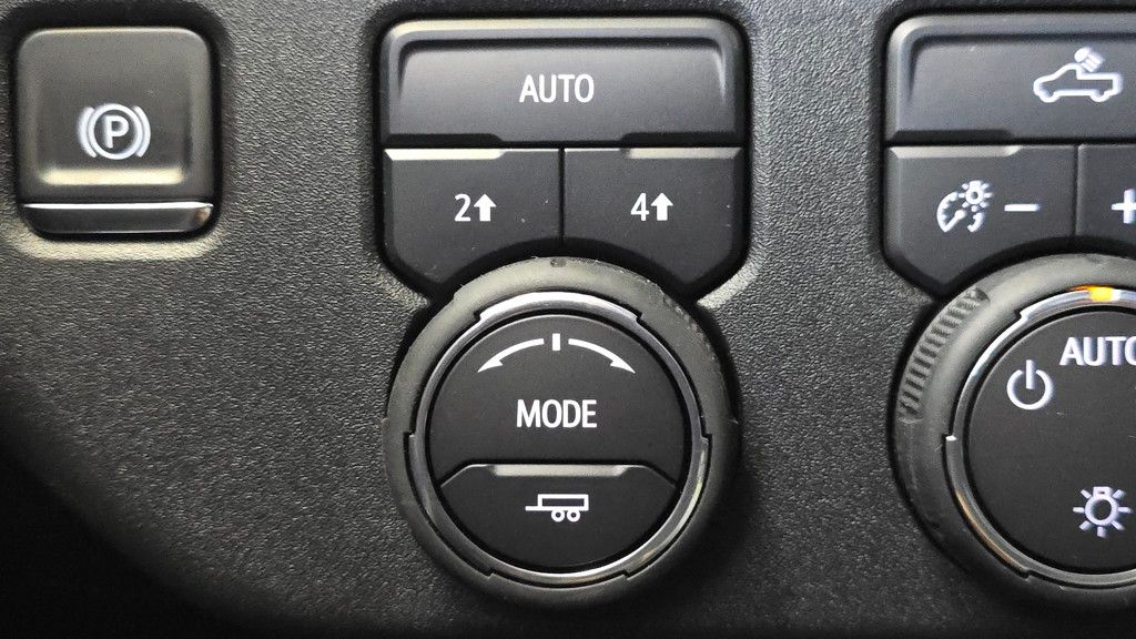 2025 Chevrolet Silverado 1500 LT Image 22 of 30