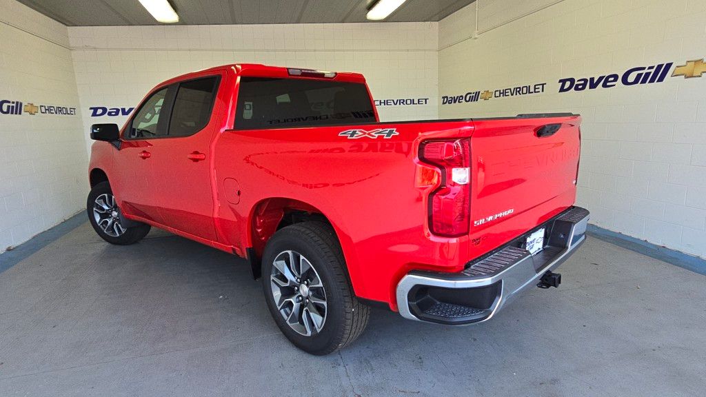 2025 Chevrolet Silverado 1500 LT Image 5 of 30