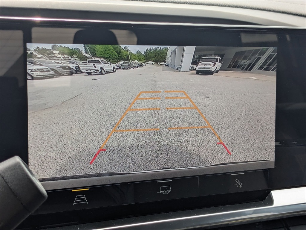 Vehicle image 24 of 29