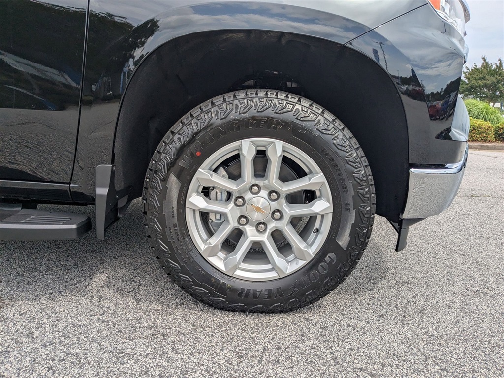 Vehicle image 11 of 29