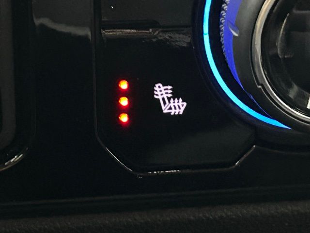 2025 Chevrolet Silverado 1500 LT Image 32 of 36