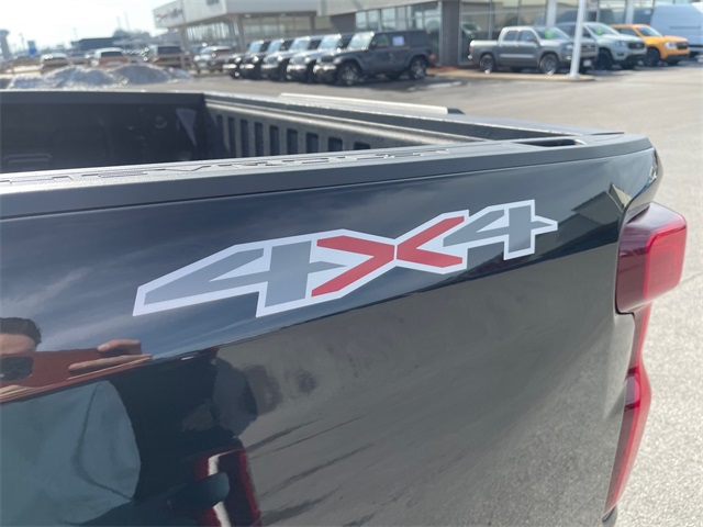 2025 Chevrolet Silverado 1500 LT Image 19 of 22