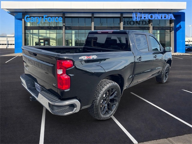 2025 Chevrolet Silverado 1500 LT Image 3 of 22