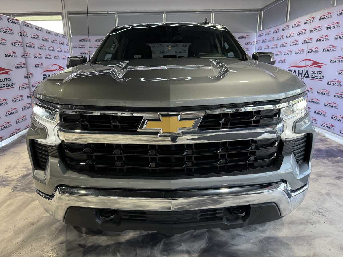 Vehicle image 67 of 79
