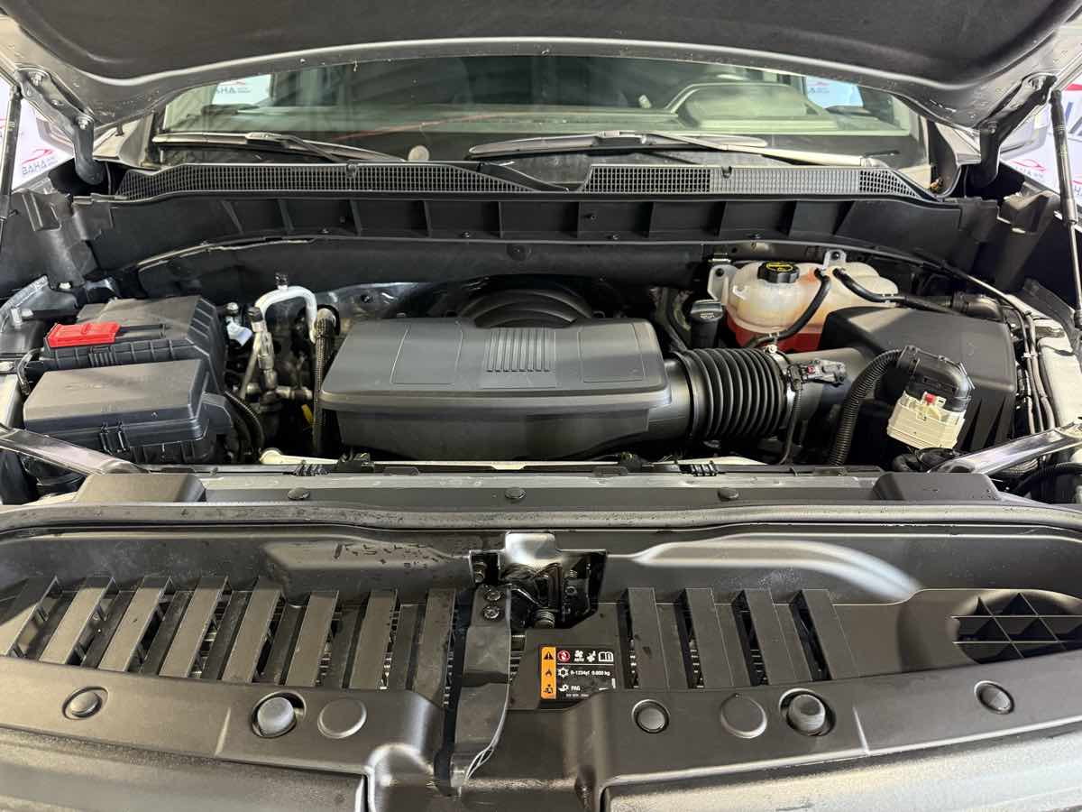 Vehicle image 66 of 79