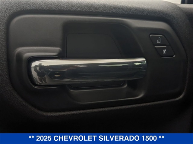 Vehicle image 12 of 40
