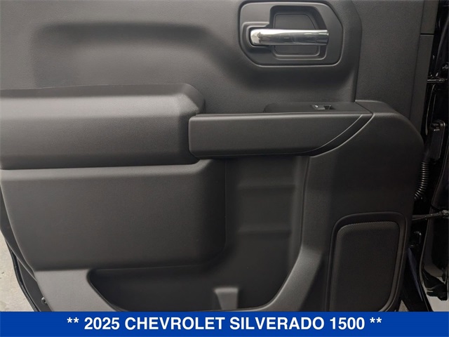 Vehicle image 27 of 40