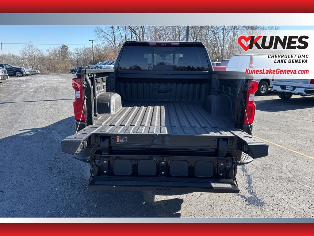 Vehicle image 25 of 54