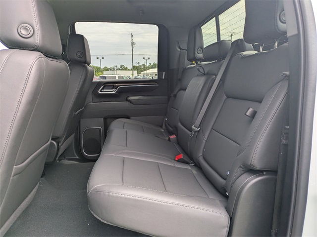 Vehicle image 14 of 42