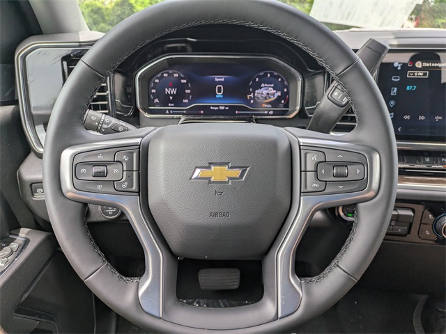 Vehicle image 27 of 42