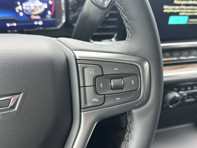 Vehicle image 18 of 25