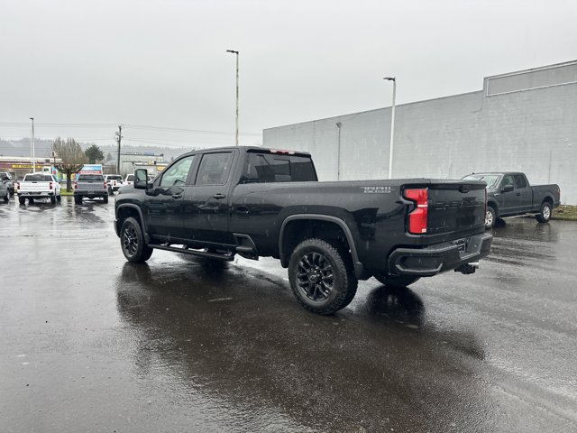 Vehicle image 6 of 25