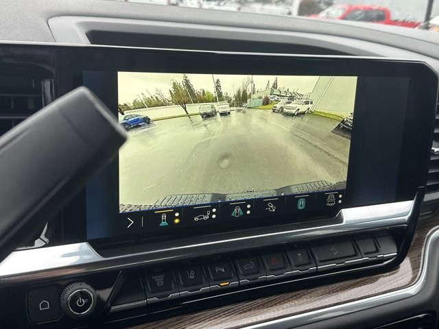 Vehicle image 21 of 25