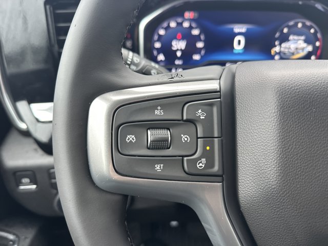 Vehicle image 16 of 25