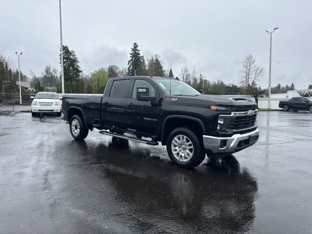 Vehicle image 3 of 25