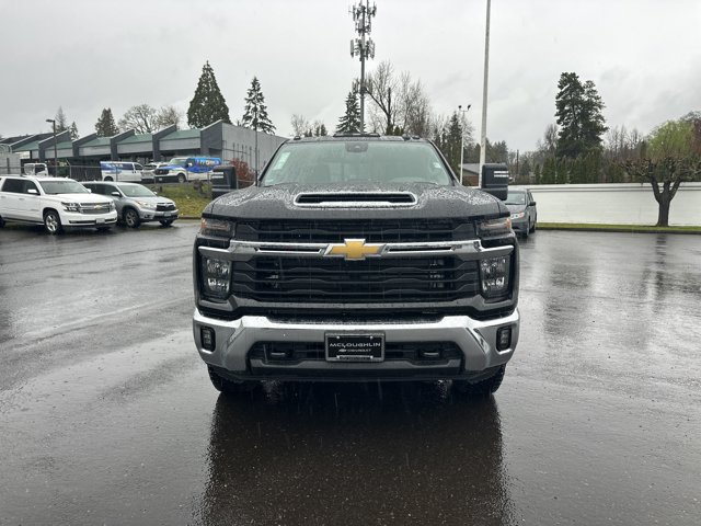 Vehicle image 2 of 25