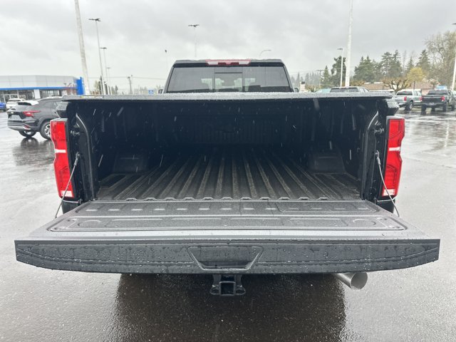 Vehicle image 8 of 25