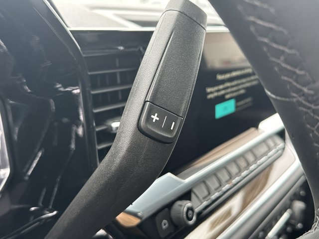 Vehicle image 21 of 25