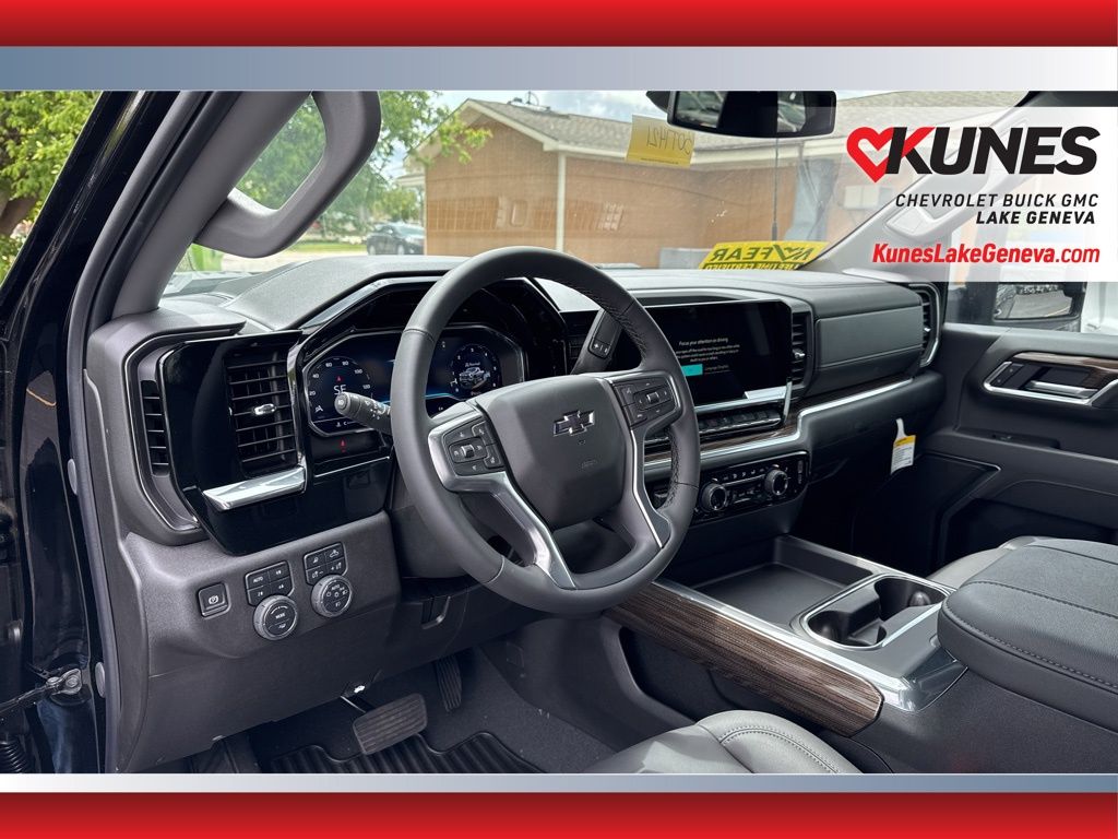 Vehicle image 15 of 53
