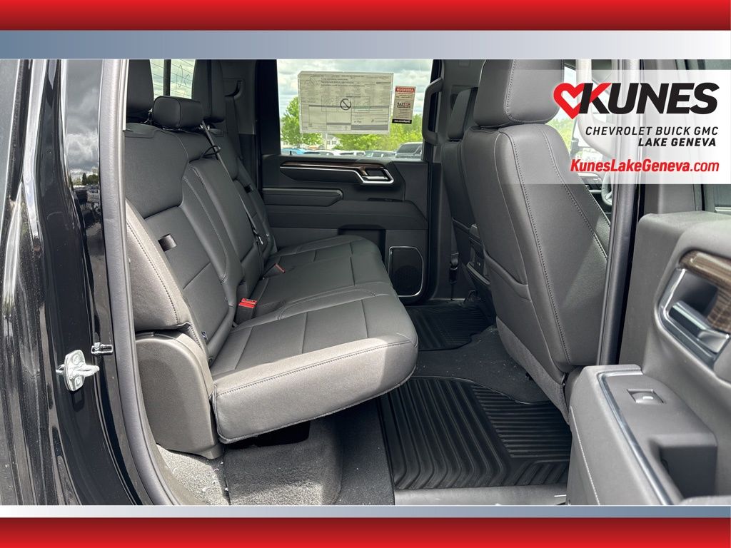 Vehicle image 11 of 53