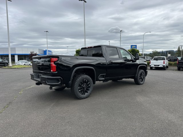 Vehicle image 4 of 25