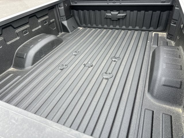 Vehicle image 8 of 25